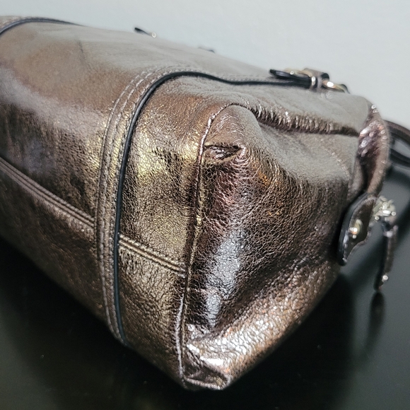 Coach Julia metallic leather crossbody bag - Picture 10 of 13